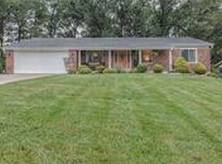 671 Amber Jack Dr, Ballwin, MO 63021