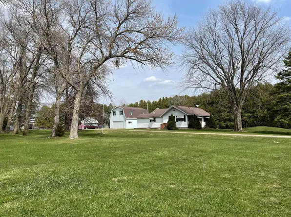 61316 290th St, Sargeant, MN 55973