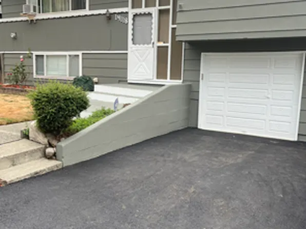 14118 NE 71st St, Redmond, WA 98052