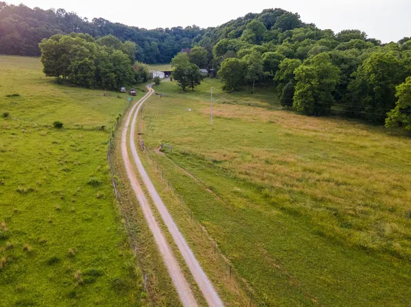 3826 Crafton Foster Rd, Mt Pleasant, TN 38474