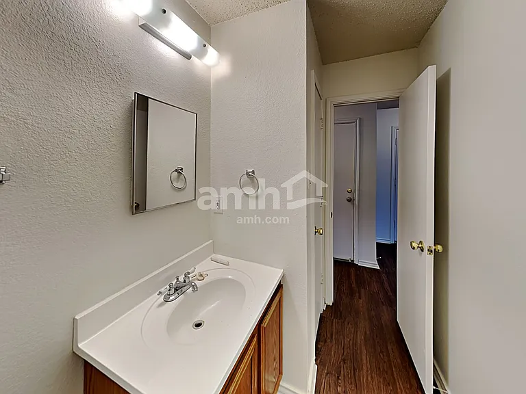 10109 Chapel Glen Ter — Photo 16