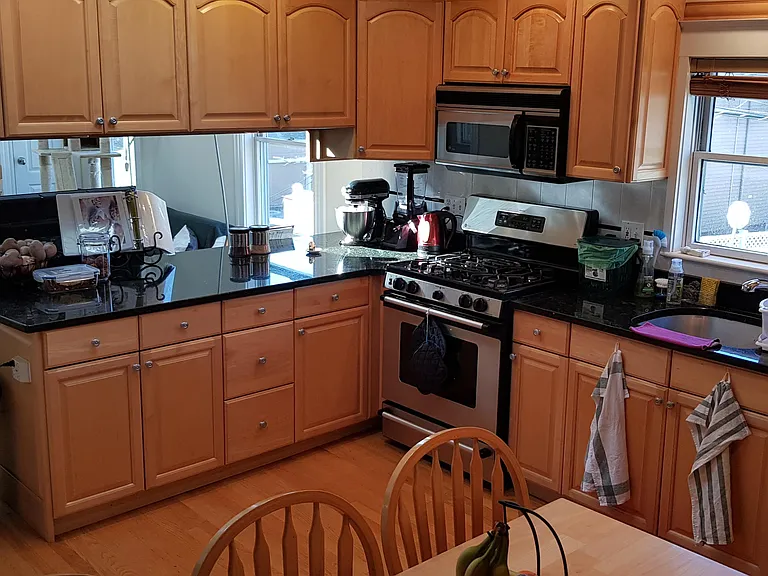 118 Sherman St #118 — Photo 3