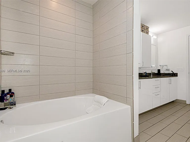 999 SW 1st Ave #3215 — Photo 16