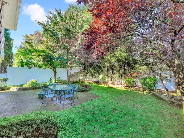 2708 East 66th Street image 22 of 23