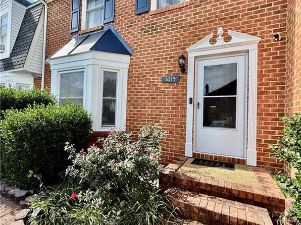 1015 Backwoods Rd, Virginia Beach, VA 23455