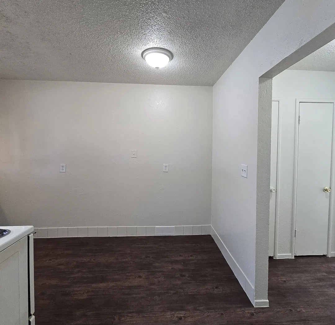 1 bed, $1,095 — Photo 3