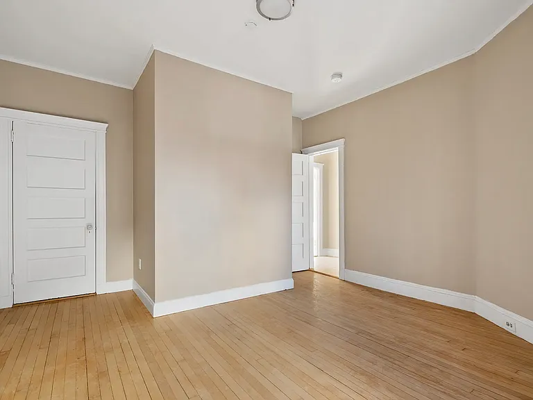 10 Green St #4J — Photo 12