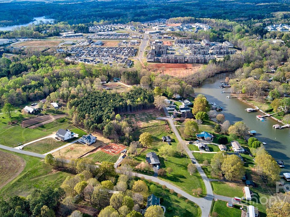 1st image of 4229 Candlewood Dr #10