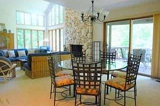 4th image of 180 Woodwind Dr