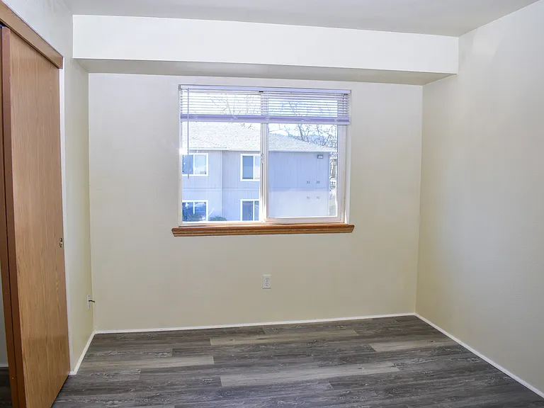 517 Western Ave #19 — Photo 5