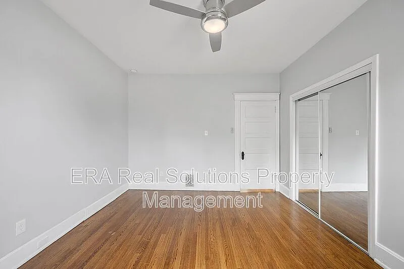 3 bed, 2.5 bath, 1536 sqft, $2,000 — Photo 4