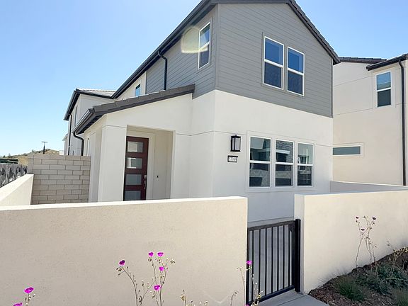 4th image of 27399 Fox Den Pl