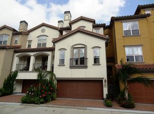 18 Elderwood Dr, Houston, TX 77058