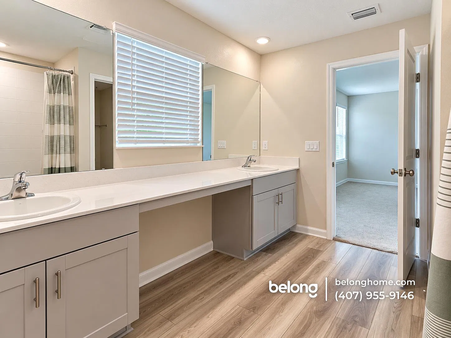 5 bed, 3.0 bath, 2422 sqft, $2,450 — Photo 2