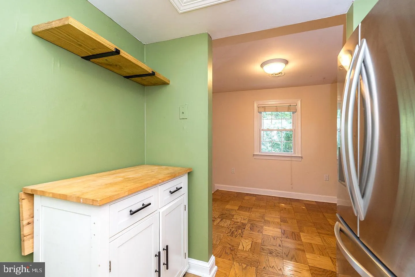 1 bed, 1.0 bath, 938 sqft, $1,950 — Photo 4