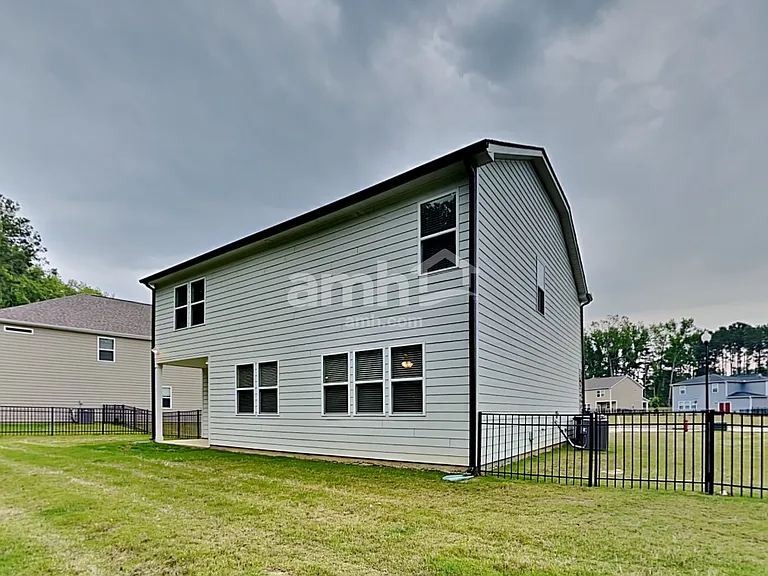 208 Gregory Dr — Photo 21