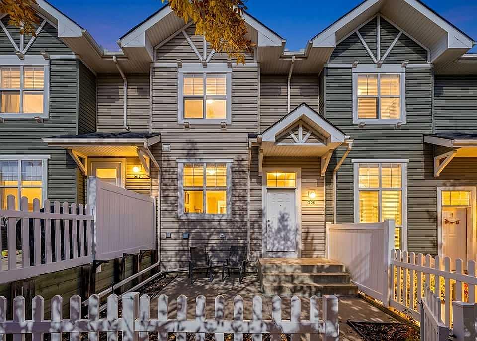 1st image of 205 N Toscana Gdns NW