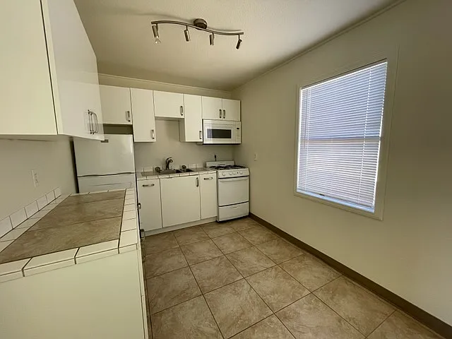 6423 Cholla Ave #2 — Photo 5