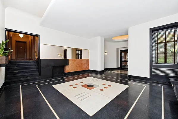 Sold by Keller Williams NYC | media 8