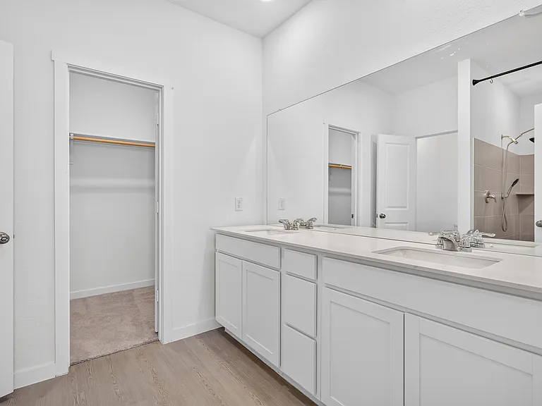 415 Kayden Ct — Photo 17