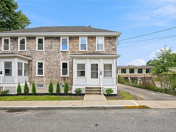 2nd image of 21 Princeton St