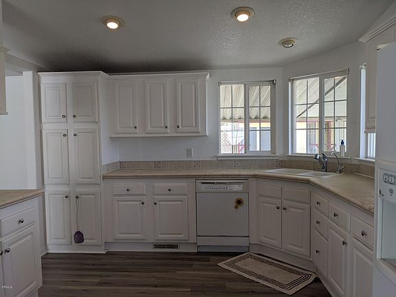 4th image of 500 W Santa Maria St Space 15