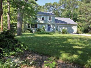 17 Elizabeth Ct, North Kingstown, RI 02852