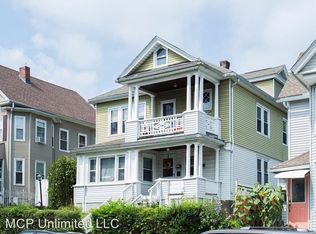 69 Linden St, Holyoke, MA 01040