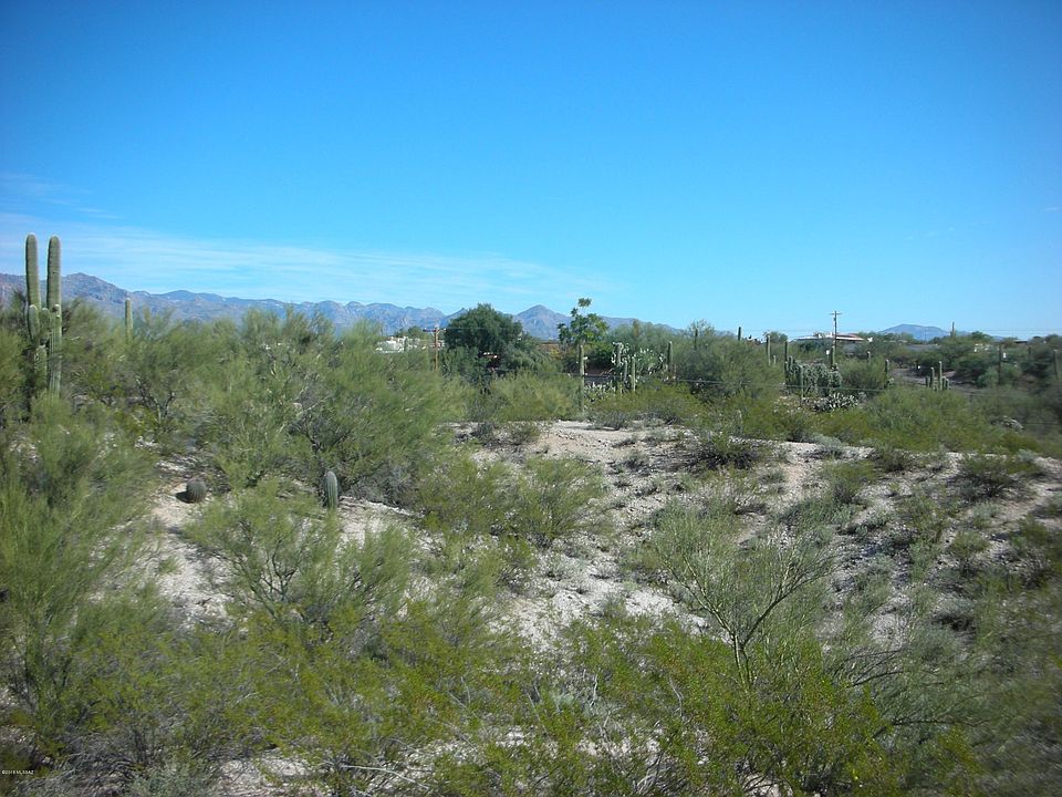 1st image of 4041 N San Simeon Dr Unit 2