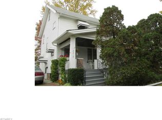 2212 Wascana Ave, Lakewood, OH