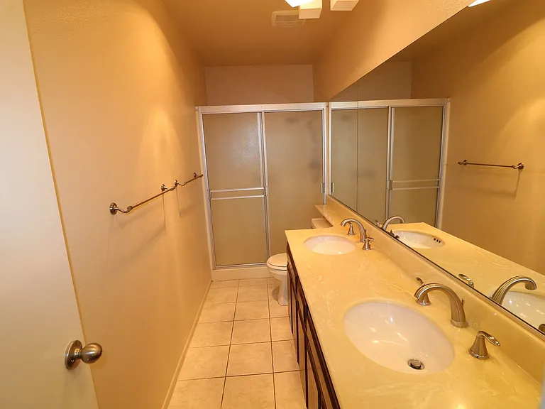 21233 Lassen St #2 — Photo 25
