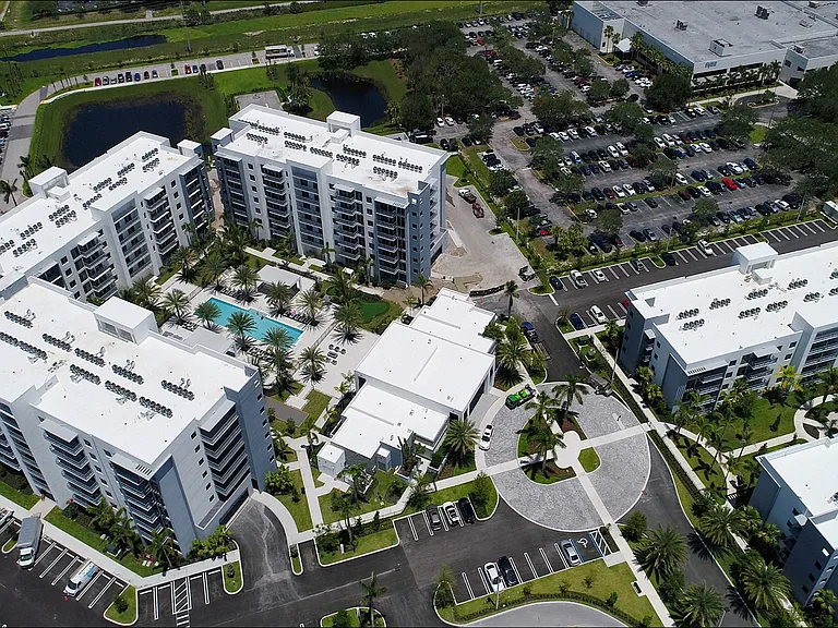Our modern resort-style community is lush and green, with plenty of outdoor living space