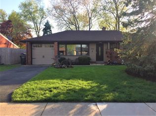1002 Longaker Rd, Northbrook, IL 60062