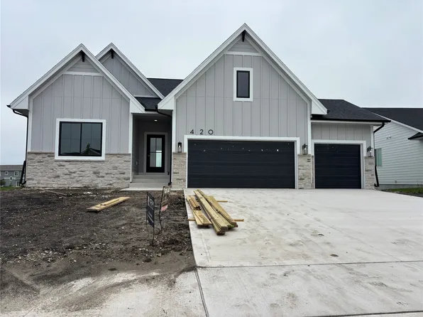 420 NW Ryder Dr, Waukee, IA 50263
