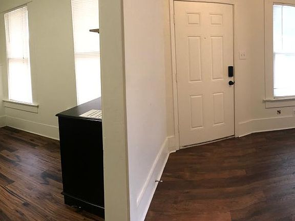 2nd image of 210 Eleanor Ave