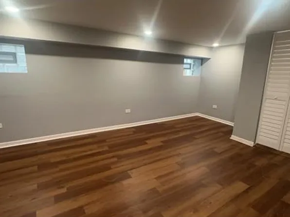 7408 S Yates Blvd, Chicago, IL 60649