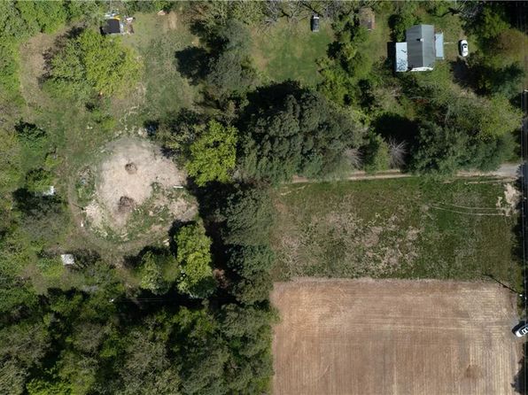 2048 Twiggs Ferry Rd, Hartfield, VA 23071