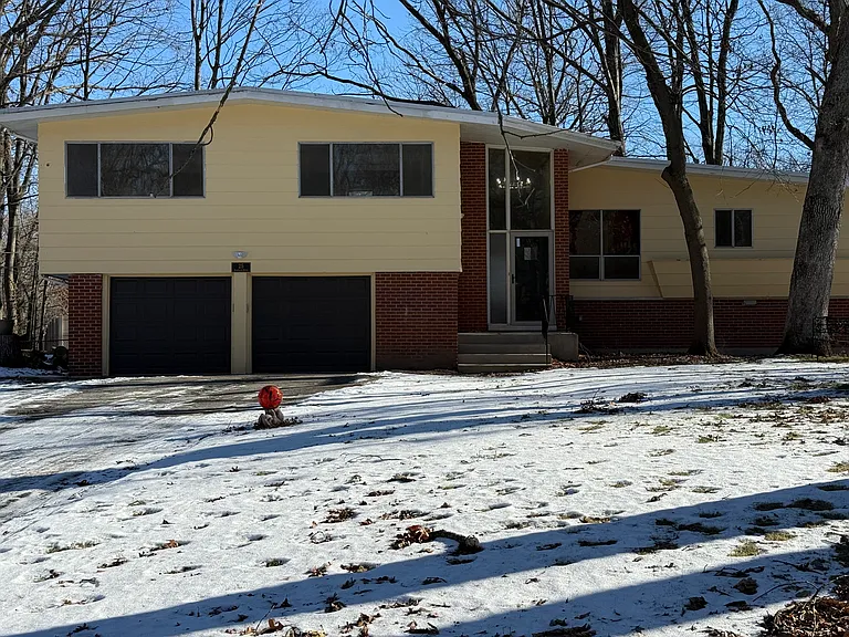 25 Braeburn Dr — Photo 18