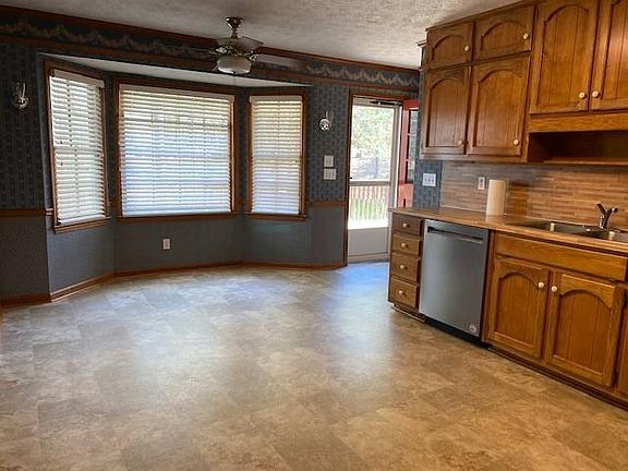 4th image of 4087 Haynes Cir