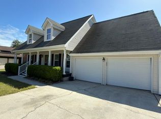 808 Detyens Rd, Mount Pleasant, SC 29464
