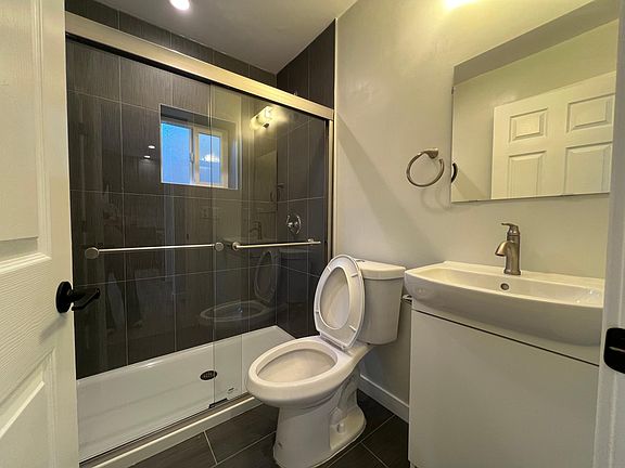 3rd image of 35 Madrone Ave Unit C