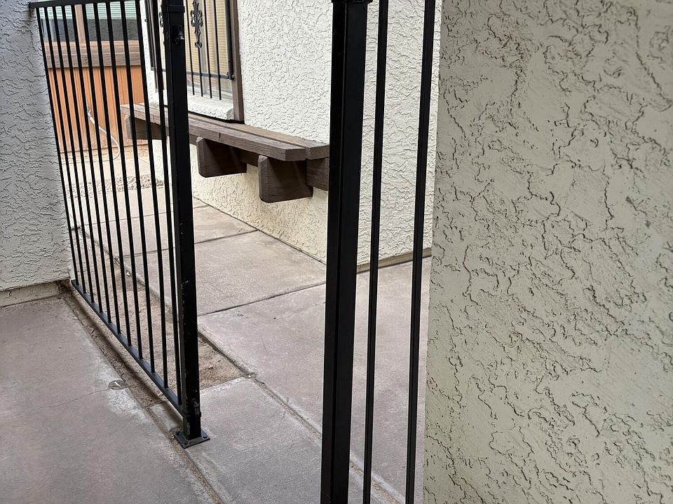 2nd image of 4547 W MCLELLAN Road