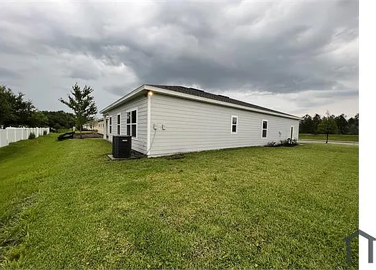 1404 Panther Preserve Pkwy — Photo 32