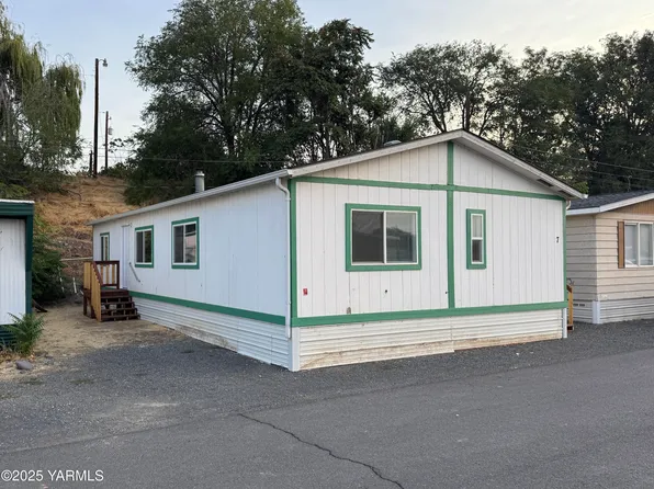 401 Moxee Ave #7, Naches, WA 98937