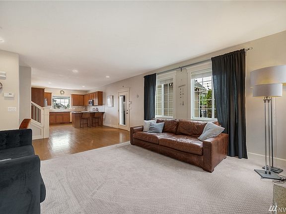 4th image of 17604 Panorama Blvd