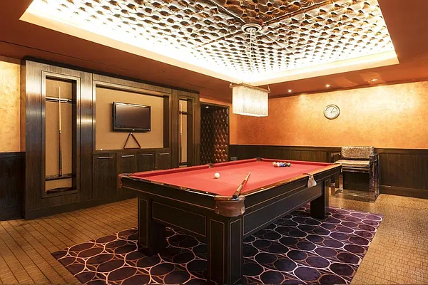 Sold by Brown Harris Stevens | media 22