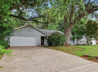 6742 Walden Cir, Tallahassee, FL 32317