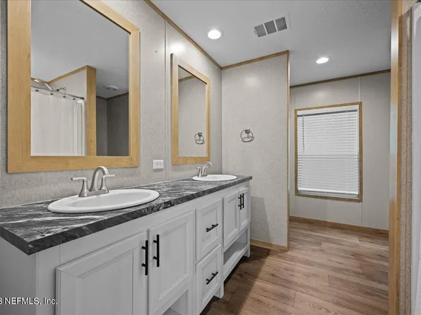 54369 POINT SOUTH Drive, Callahan, FL 32011