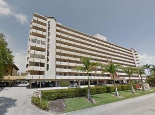 3703 NE 166th St, North Miami Beach, FL 33160