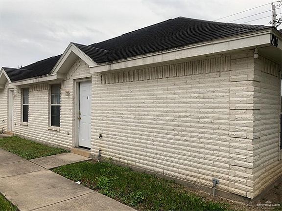 2nd image of 804 N Cross Ln APT 3